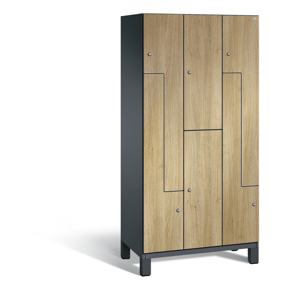 Armoire combinée en Z Cambio C+P, 3 compartiments, largeur des compartiments 300 mm, HxlxP 1 980x900x525 mm, RAL 7021 gris noir, décor chêne Sereno, pieds