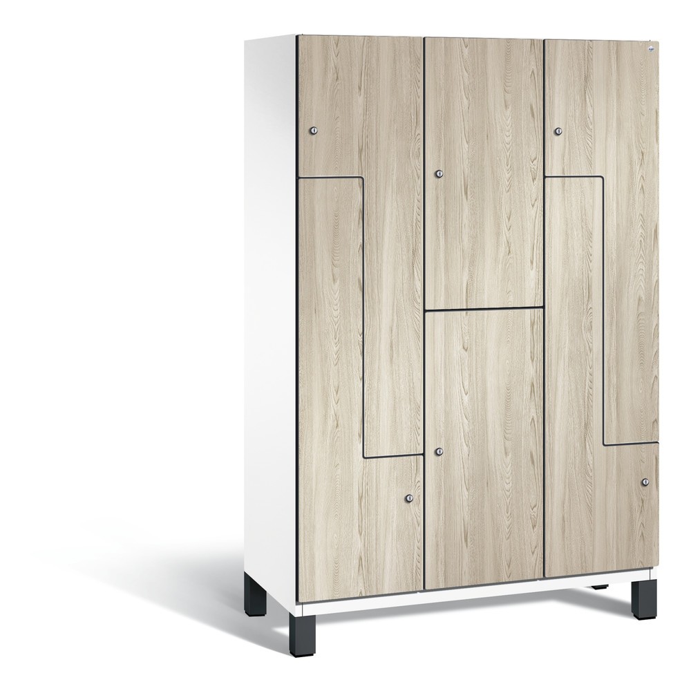 Armoire combinée en Z Cambio C+P, 3 compartiments, largeur des compartiments 400 mm, HxlxP 1 980x1 200x525 mm, RAL 9016 blanc signalisation, décor frêne Sen, pieds