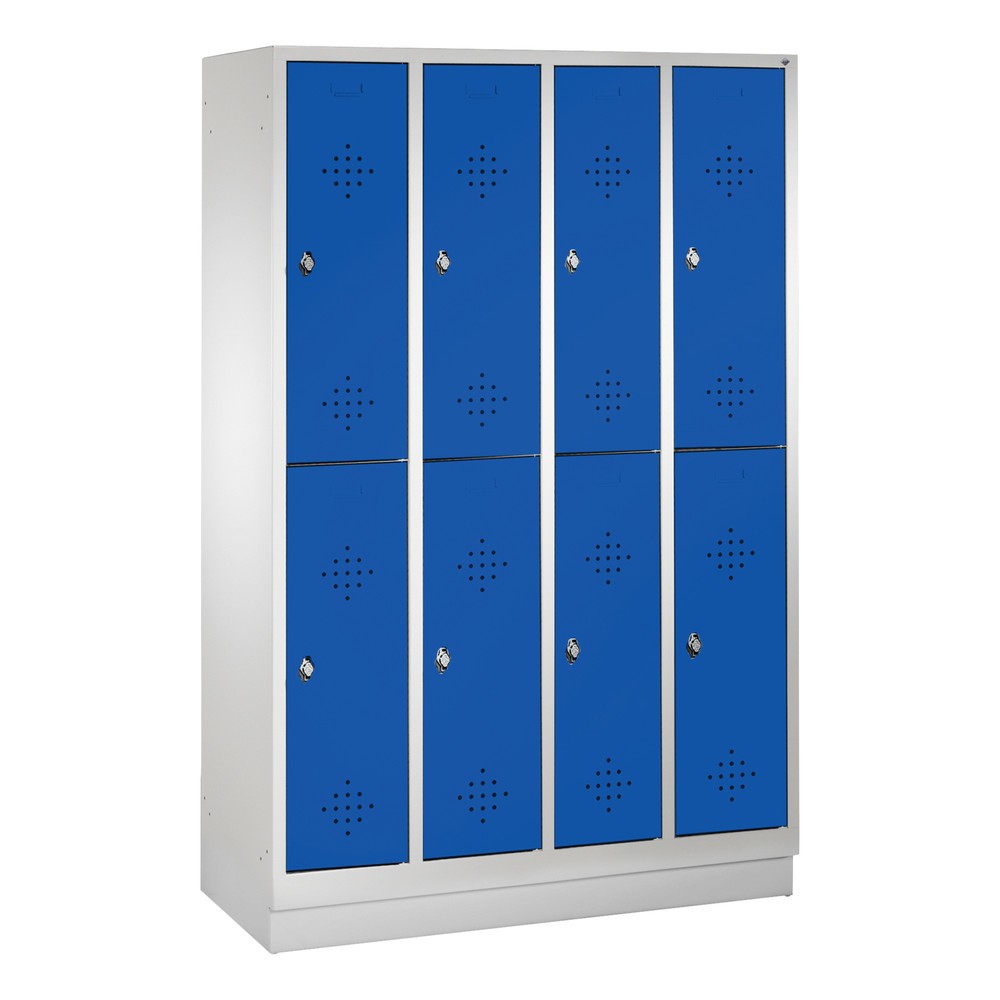 Armoire-penderie C+P Classic à deux niveaux, 4 compartiments, largeur des compartiments 300 mm, avec socle, HxlxP 1 800x1 190x500 mm, RAL 7035 gris clair, RAL 5010 bleu gentiane