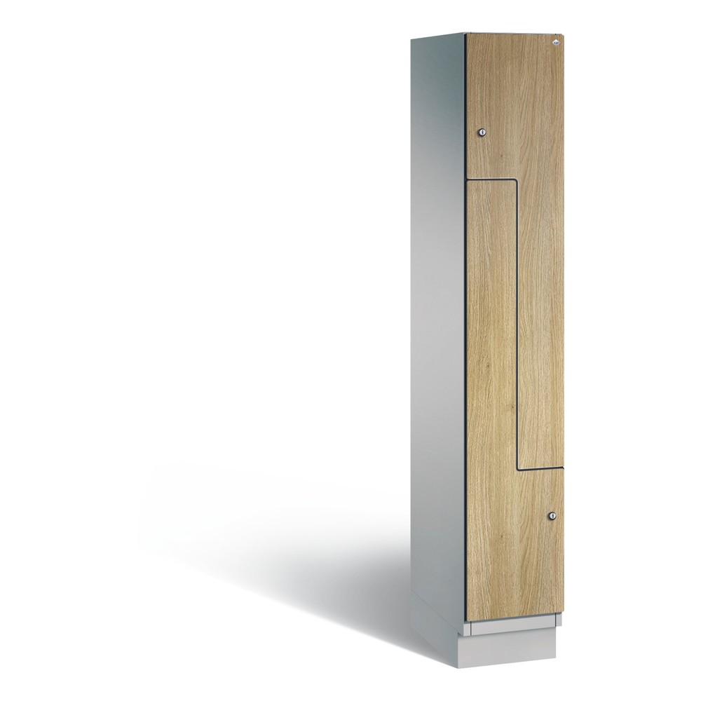 Armoire-penderie en Z C+P Cambio, 1 compartiment, largeur du compartiment 300 mm, HxlxP 1 980x300x525 mm, RAL 9006 aluminium blanc, décor chêne Sereno, socle