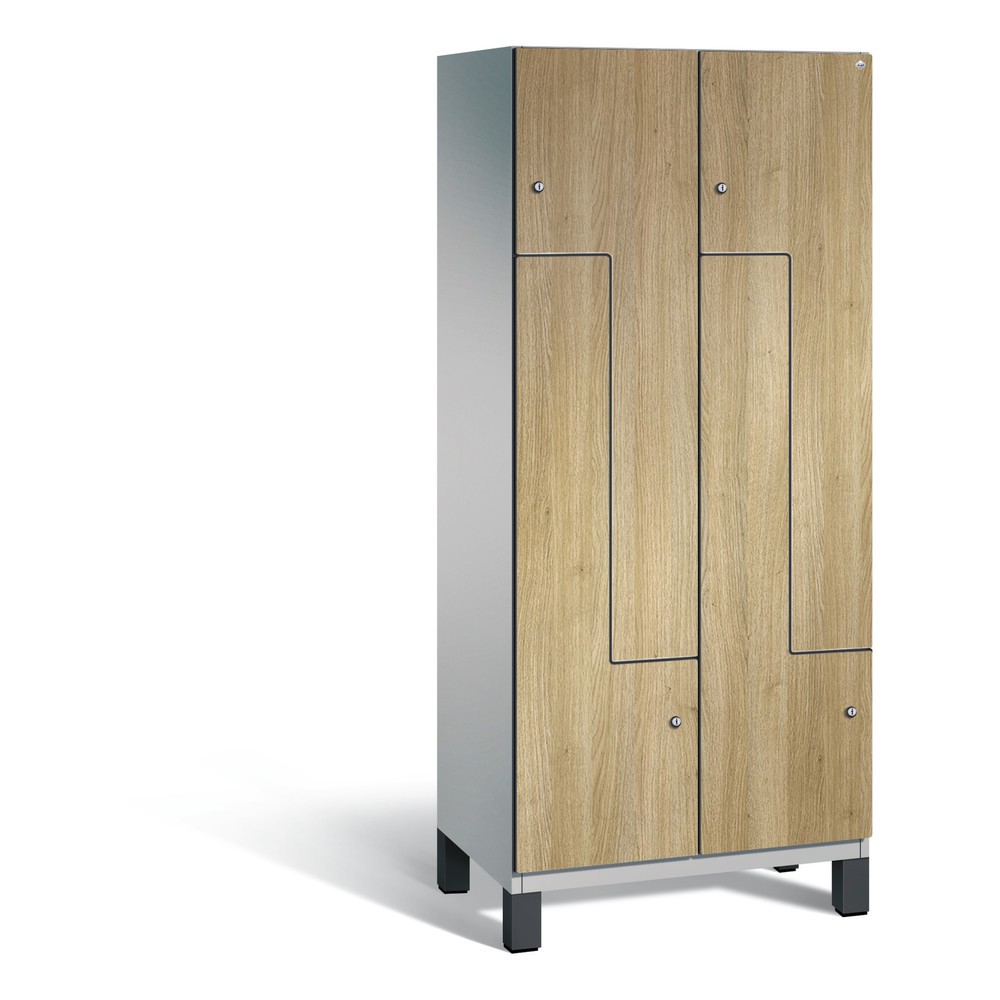 Armoire-penderie en Z Cambio C+P, 2 compartiments, largeur des compartiments 400 mm, HxlxP 1 980x800x525 mm, RAL 9006 aluminium blanc, décor chêne Sereno, pieds