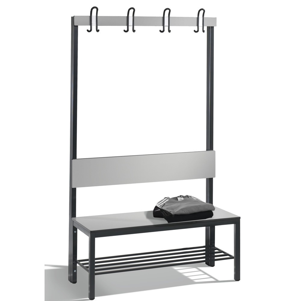 Banc pour vestiaire C+P Basic Plus, longueur 1 000 mm, utilisable d’un seul côté, avec dossier, 4 crochets doubles, avec râtelier range-chaussures, gris-noir/gris-argent