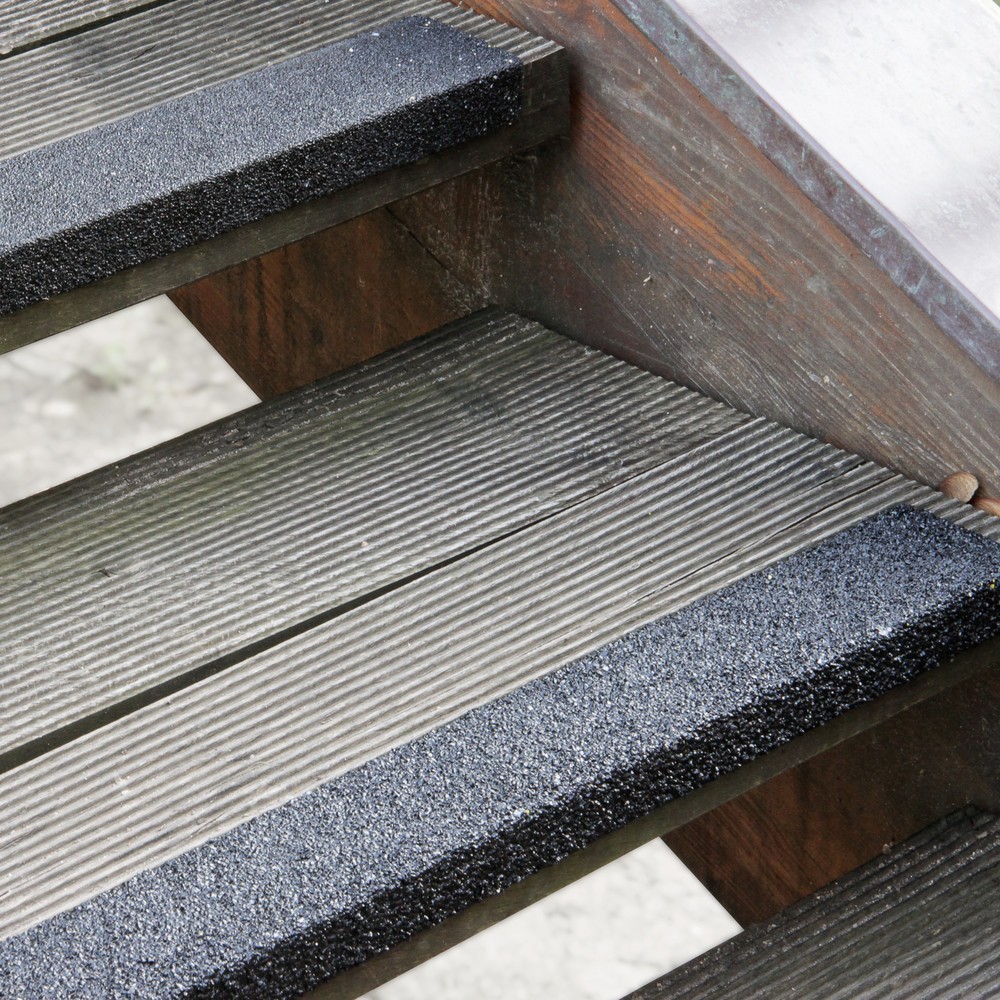 Profilé de protection pour rebords de marches d’escalier en plastique renforcé de fibres de verre Extra Stark, noir, longueur de 800 mm